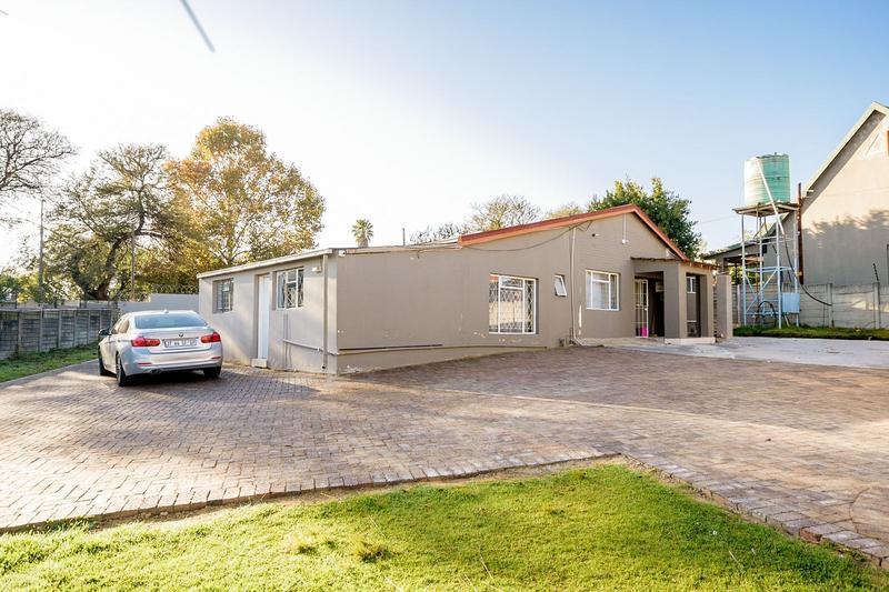 11 Bedroom Property for Sale in Terenure Gauteng