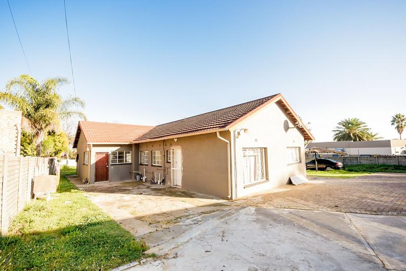 11 Bedroom Property for Sale in Terenure Gauteng