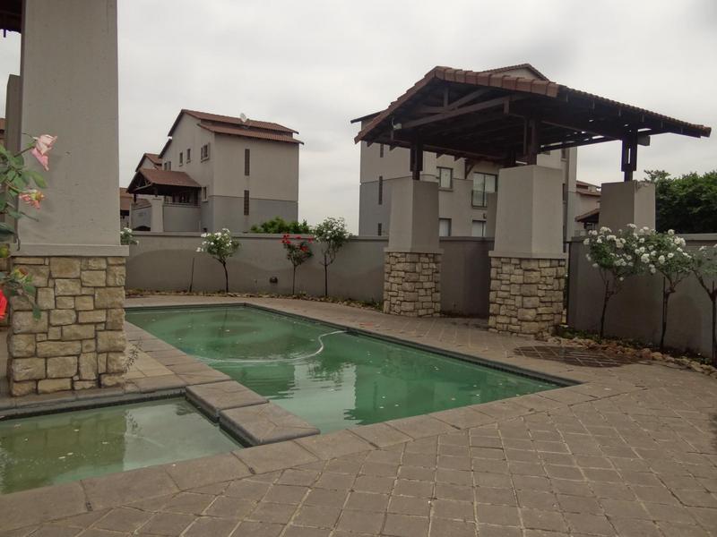 To Let 2 Bedroom Property for Rent in Sunninghill Gauteng