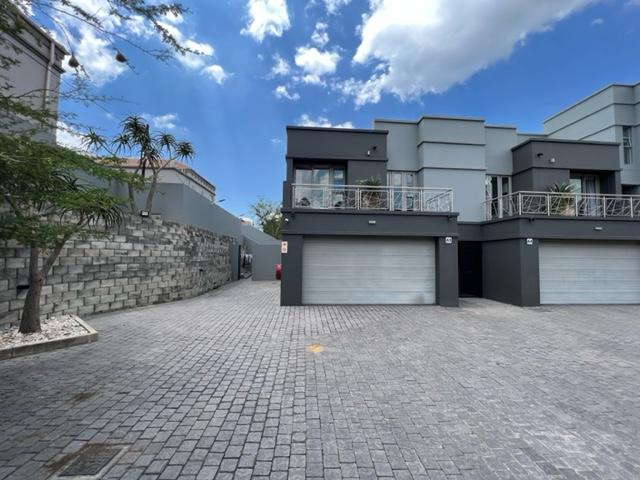 To Let 3 Bedroom Property for Rent in Morningside Gauteng