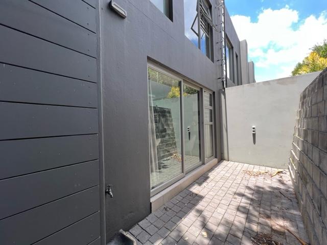 To Let 3 Bedroom Property for Rent in Morningside Gauteng