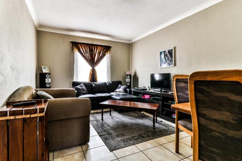 To Let 2 Bedroom Property for Rent in Geduld Gauteng