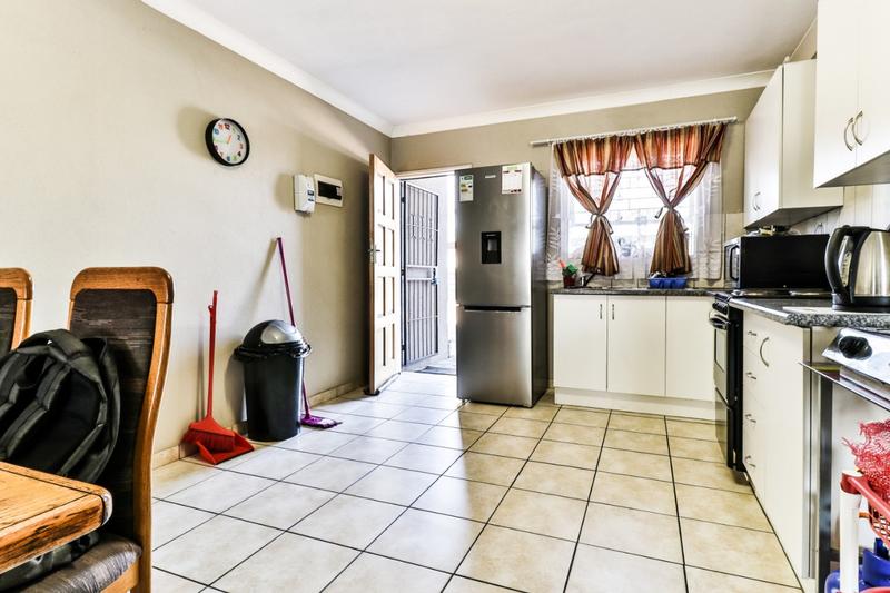 To Let 2 Bedroom Property for Rent in Geduld Gauteng