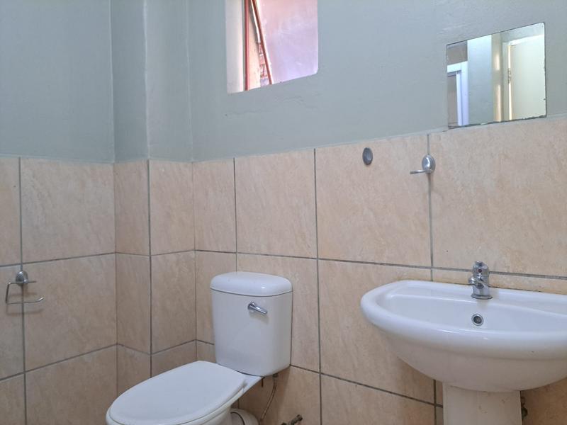 To Let 2 Bedroom Property for Rent in Geduld Gauteng