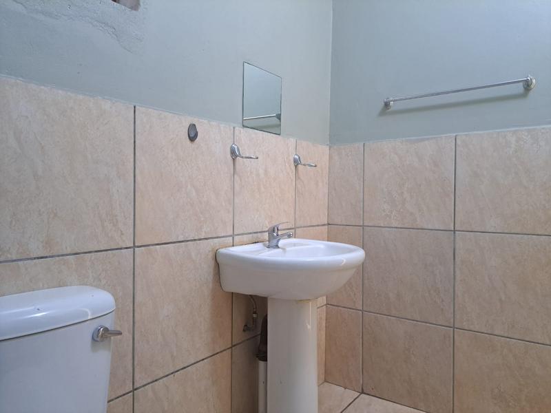 To Let 2 Bedroom Property for Rent in Geduld Gauteng