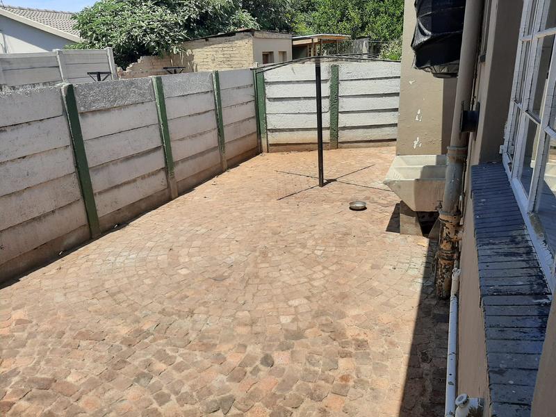 To Let 2 Bedroom Property for Rent in Geduld Gauteng