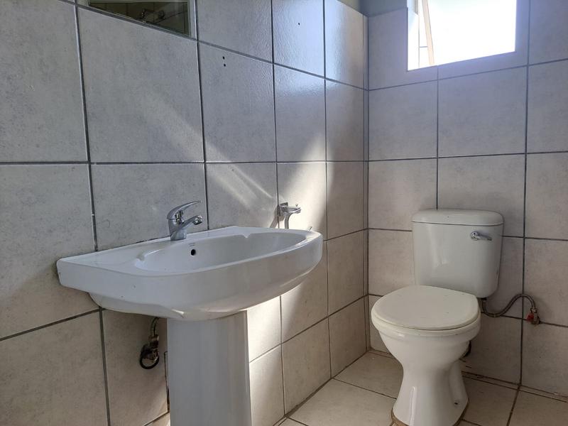 To Let 2 Bedroom Property for Rent in Geduld Gauteng