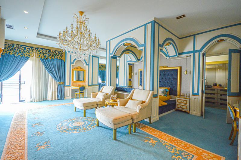 6 Bedroom Property for Sale in Copperleaf Estate Gauteng