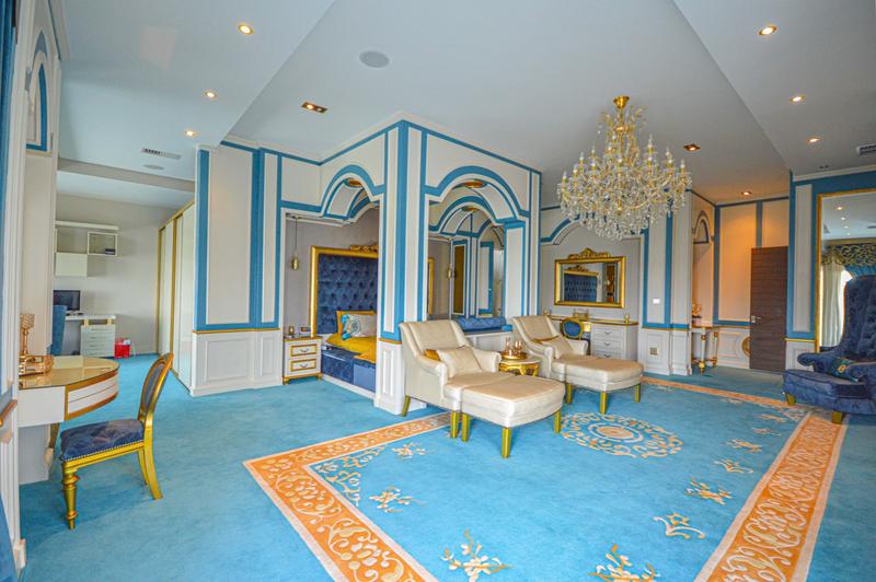 6 Bedroom Property for Sale in Copperleaf Estate Gauteng