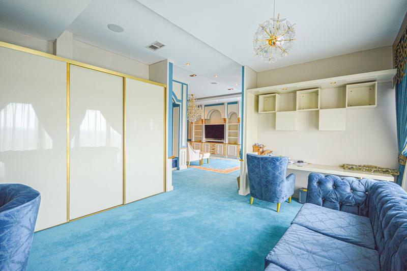 6 Bedroom Property for Sale in Copperleaf Estate Gauteng