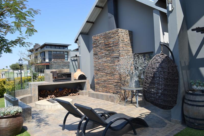 4 Bedroom Property for Sale in Copperleaf Estate Gauteng
