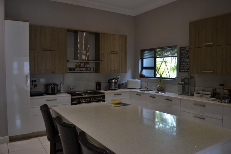 4 Bedroom Property for Sale in Copperleaf Estate Gauteng