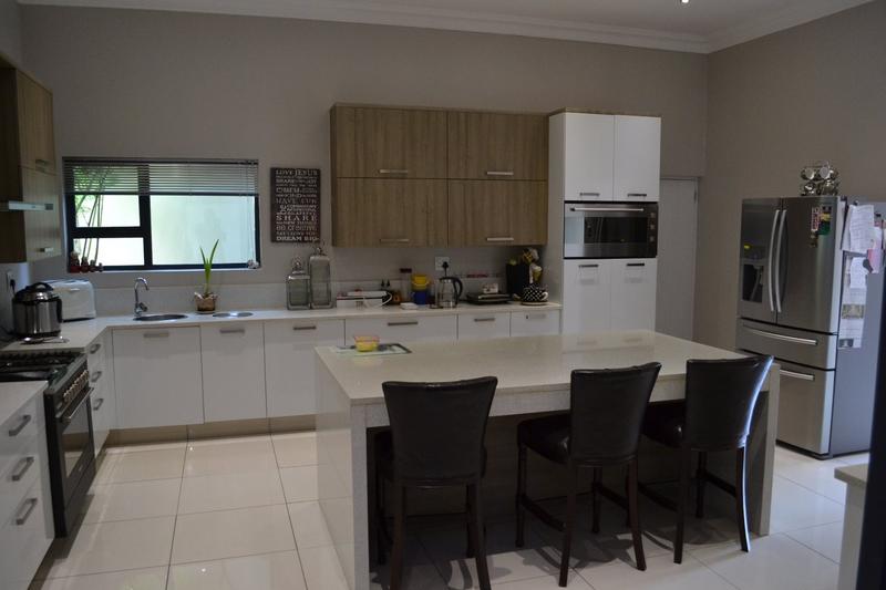 4 Bedroom Property for Sale in Copperleaf Estate Gauteng