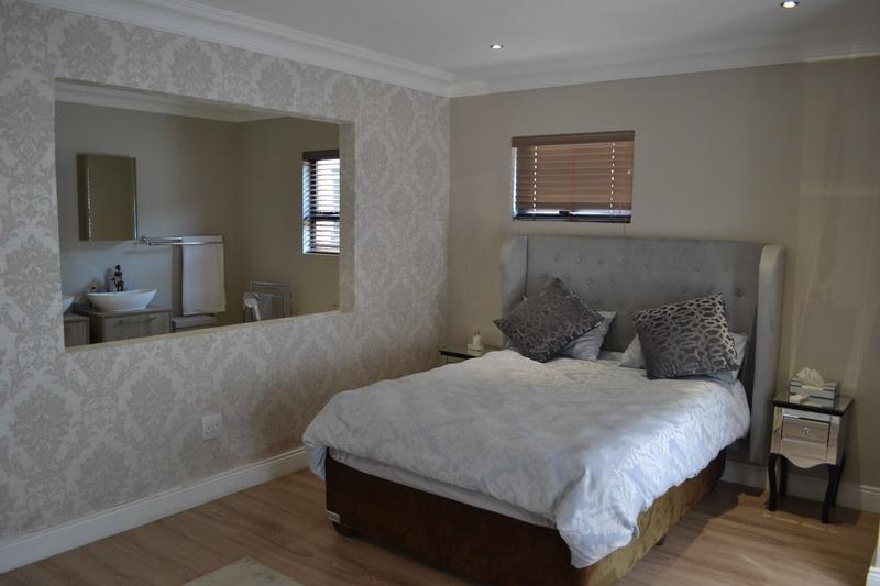 4 Bedroom Property for Sale in Copperleaf Estate Gauteng