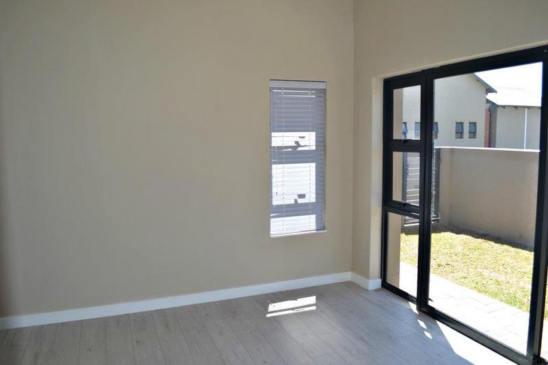 3 Bedroom Property for Sale in Copperleaf Estate Gauteng