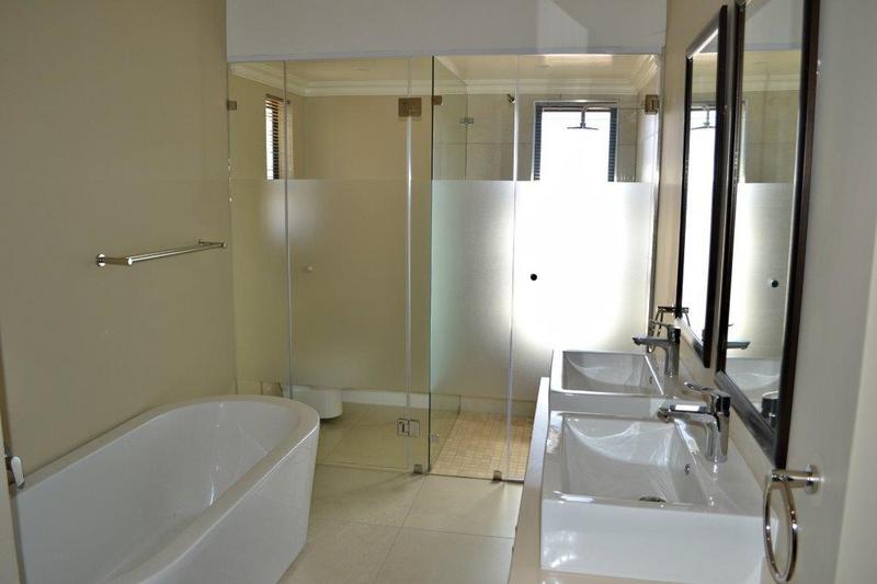 3 Bedroom Property for Sale in Copperleaf Estate Gauteng