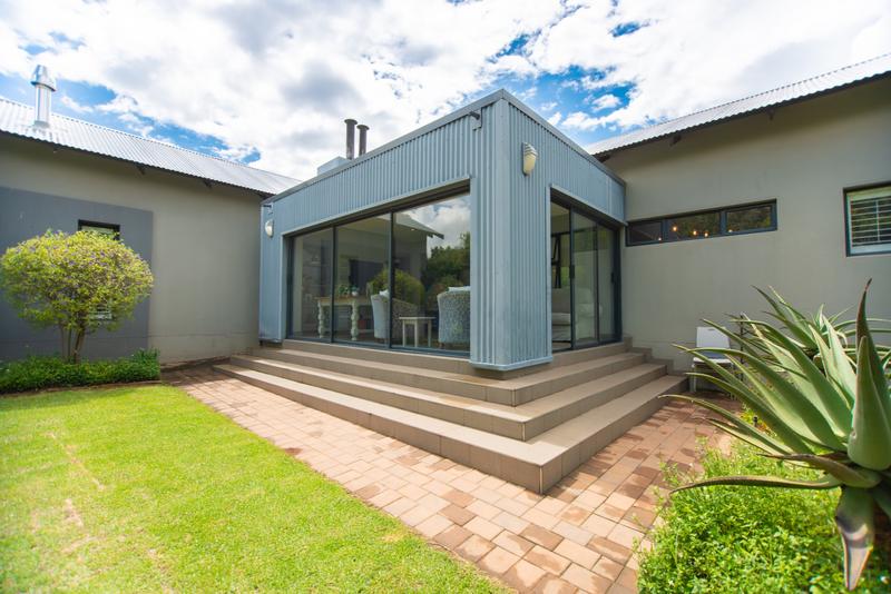 3 Bedroom Property for Sale in Copperleaf Estate Gauteng