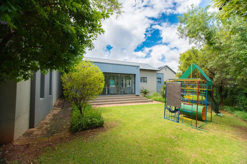 3 Bedroom Property for Sale in Copperleaf Estate Gauteng