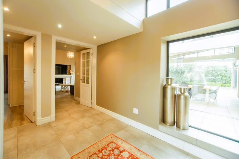 5 Bedroom Property for Sale in Copperleaf Estate Gauteng