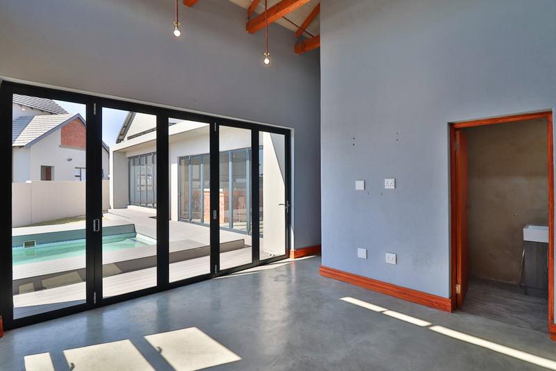 4 Bedroom Property for Sale in Copperleaf Estate Gauteng