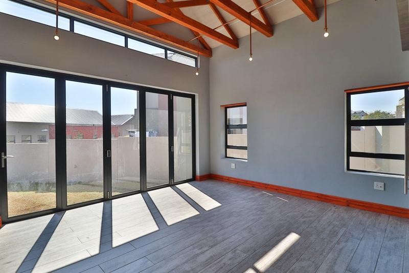 4 Bedroom Property for Sale in Copperleaf Estate Gauteng