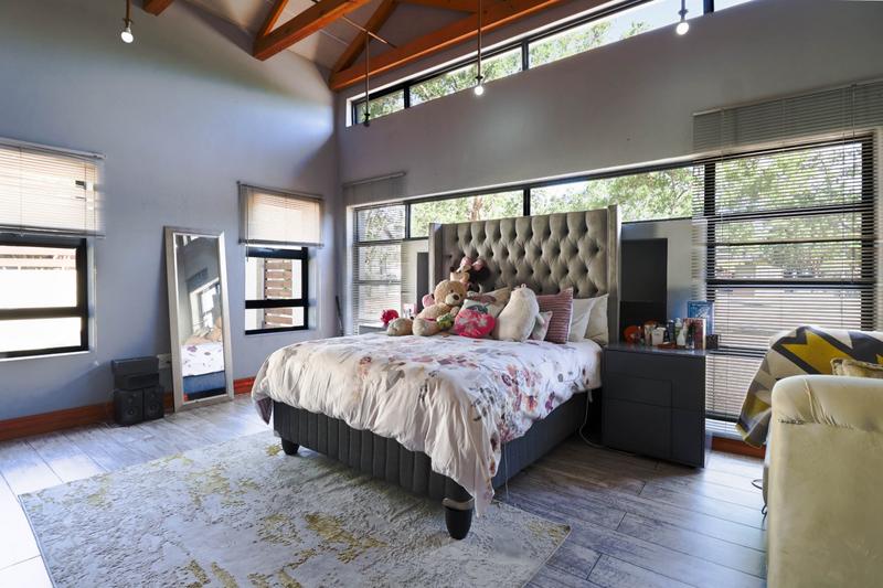 4 Bedroom Property for Sale in Copperleaf Estate Gauteng