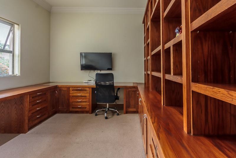 3 Bedroom Property for Sale in Copperleaf Estate Gauteng