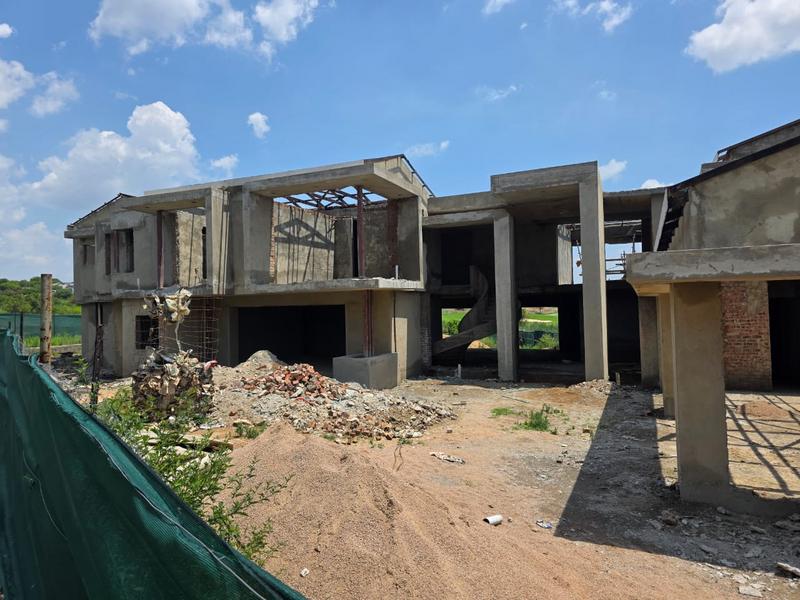 7 Bedroom Property for Sale in Copperleaf Estate Gauteng