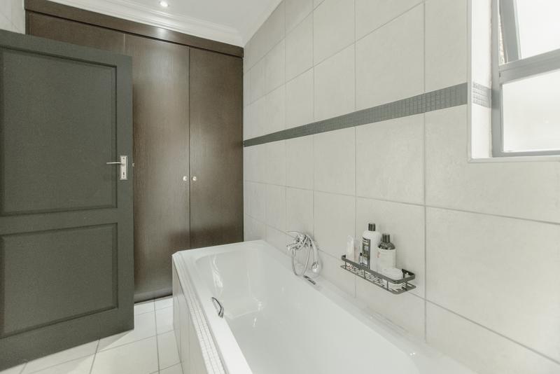 3 Bedroom Property for Sale in Copperleaf Estate Gauteng