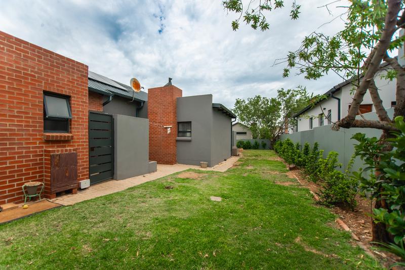 3 Bedroom Property for Sale in Copperleaf Estate Gauteng