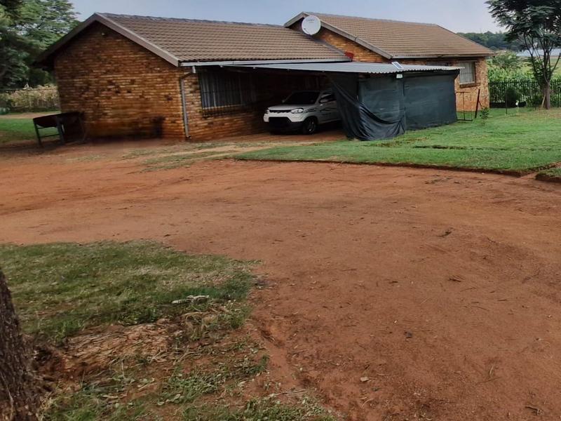4 Bedroom Property for Sale in Mnandi Gauteng