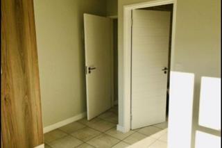 To Let 2 Bedroom Property for Rent in Silver Lakes Gauteng