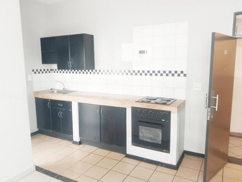 To Let 2 Bedroom Property for Rent in Braamfontein Gauteng