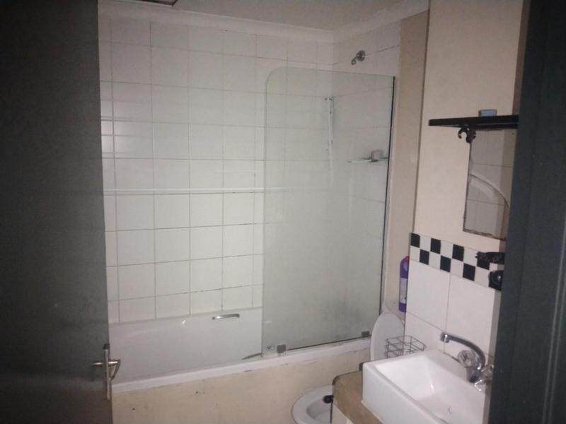To Let 2 Bedroom Property for Rent in Braamfontein Gauteng