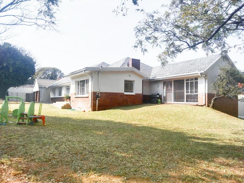 To Let 4 Bedroom Property for Rent in Savoy Estate Gauteng