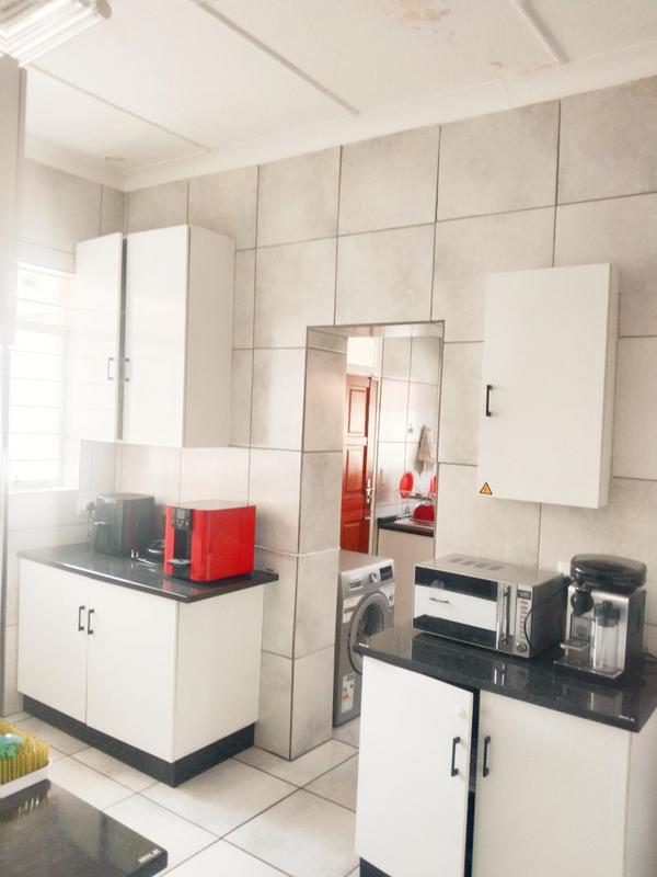 To Let 4 Bedroom Property for Rent in Savoy Estate Gauteng