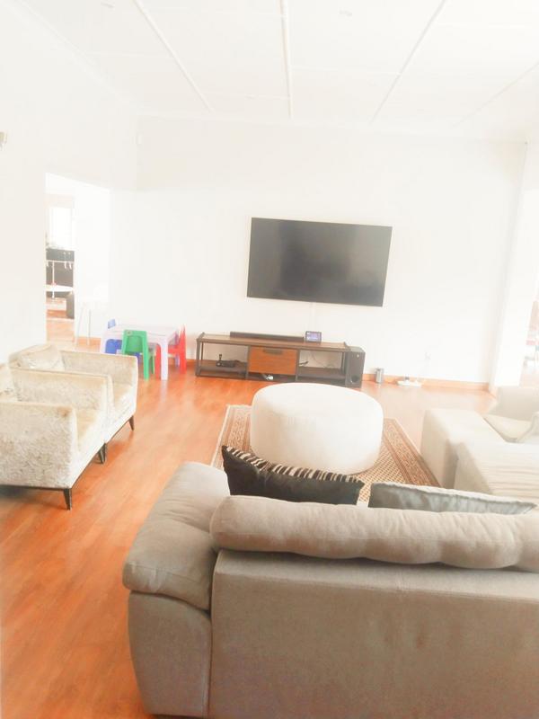 To Let 4 Bedroom Property for Rent in Savoy Estate Gauteng