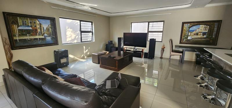 3 Bedroom Property for Sale in Ruimsig Gauteng