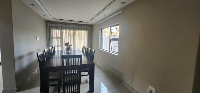 3 Bedroom Property for Sale in Ruimsig Gauteng