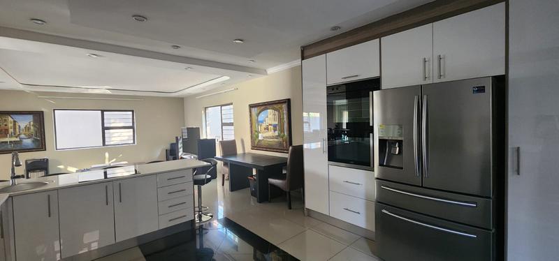 3 Bedroom Property for Sale in Ruimsig Gauteng