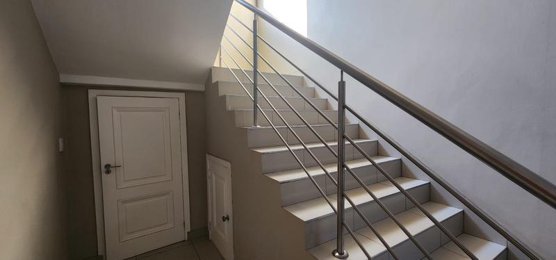 3 Bedroom Property for Sale in Ruimsig Gauteng