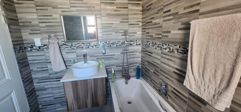 3 Bedroom Property for Sale in Ruimsig Gauteng