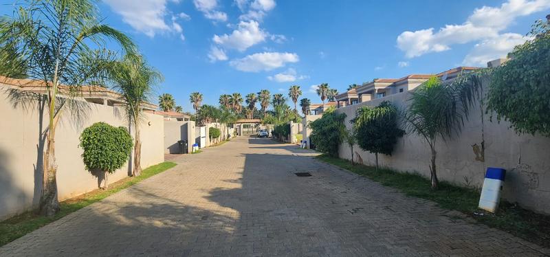3 Bedroom Property for Sale in Ruimsig Gauteng