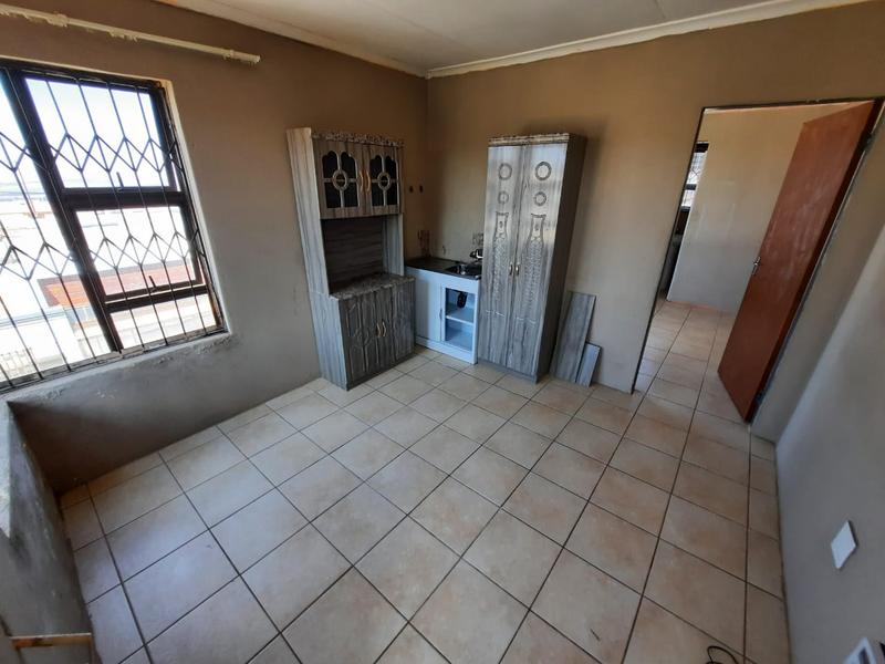 0 Bedroom Property for Sale in Mohlakeng Gauteng
