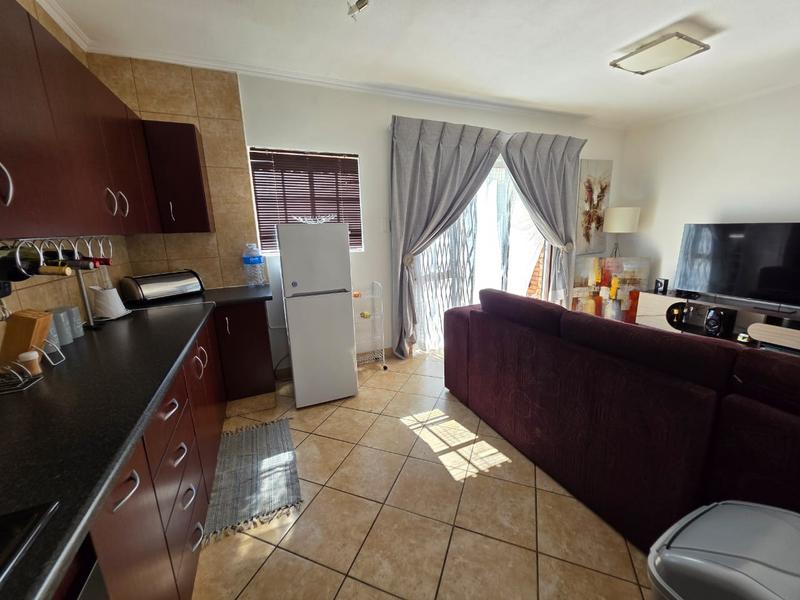 2 Bedroom Property for Sale in Eike Park Gauteng