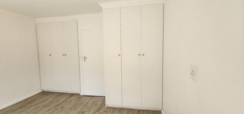 2 Bedroom Property for Sale in Greenhills Gauteng