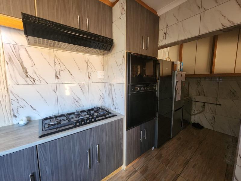 4 Bedroom Property for Sale in Helikonpark Gauteng