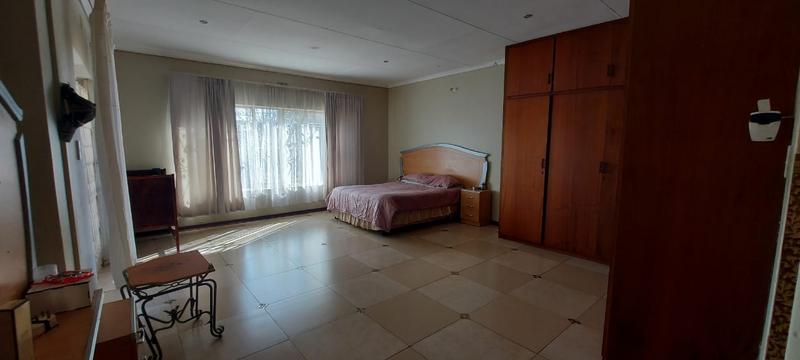 5 Bedroom Property for Sale in Randgate Gauteng