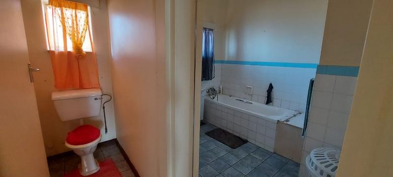 5 Bedroom Property for Sale in Randgate Gauteng