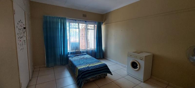 5 Bedroom Property for Sale in Randgate Gauteng